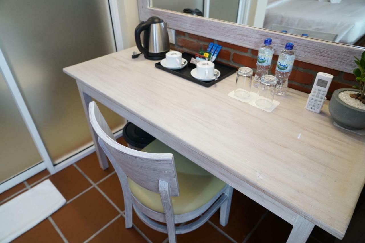 Olinia Airport Hotel Katunayaka Kültér fotó